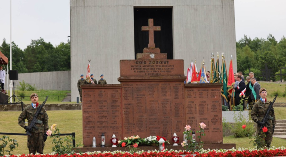 MĘCZEŃSTWO MIESZKAŃCÓW MICHNIOWA 1943 ROK Michniów – to miejsce, gdzie 11, 12 lipca 1943 roku – miało miejsce apogeum tej zbrodni, które zostały spacyfikowane przez Niemców w latach II wojny światowej.